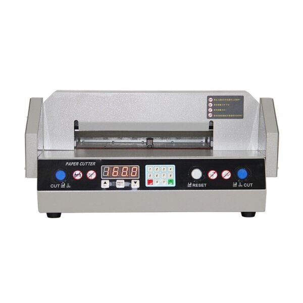 LAMİESS 3240 A4 ELEKTRİKLİ GİYOTİN — görsel 2
